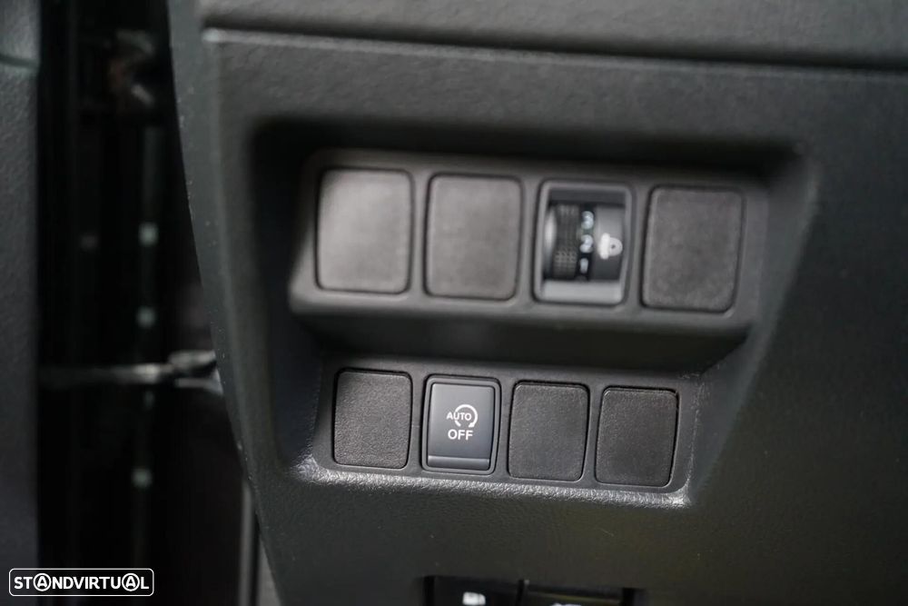Nissan Qashqai 1.5 dCi N-Connecta Business - 24