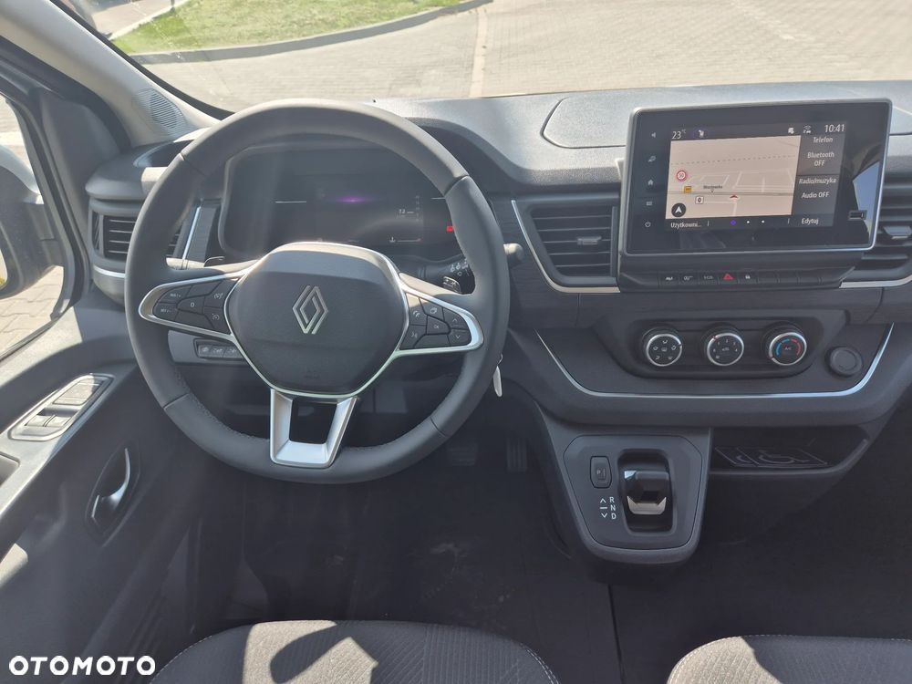 Renault Trafic - 11