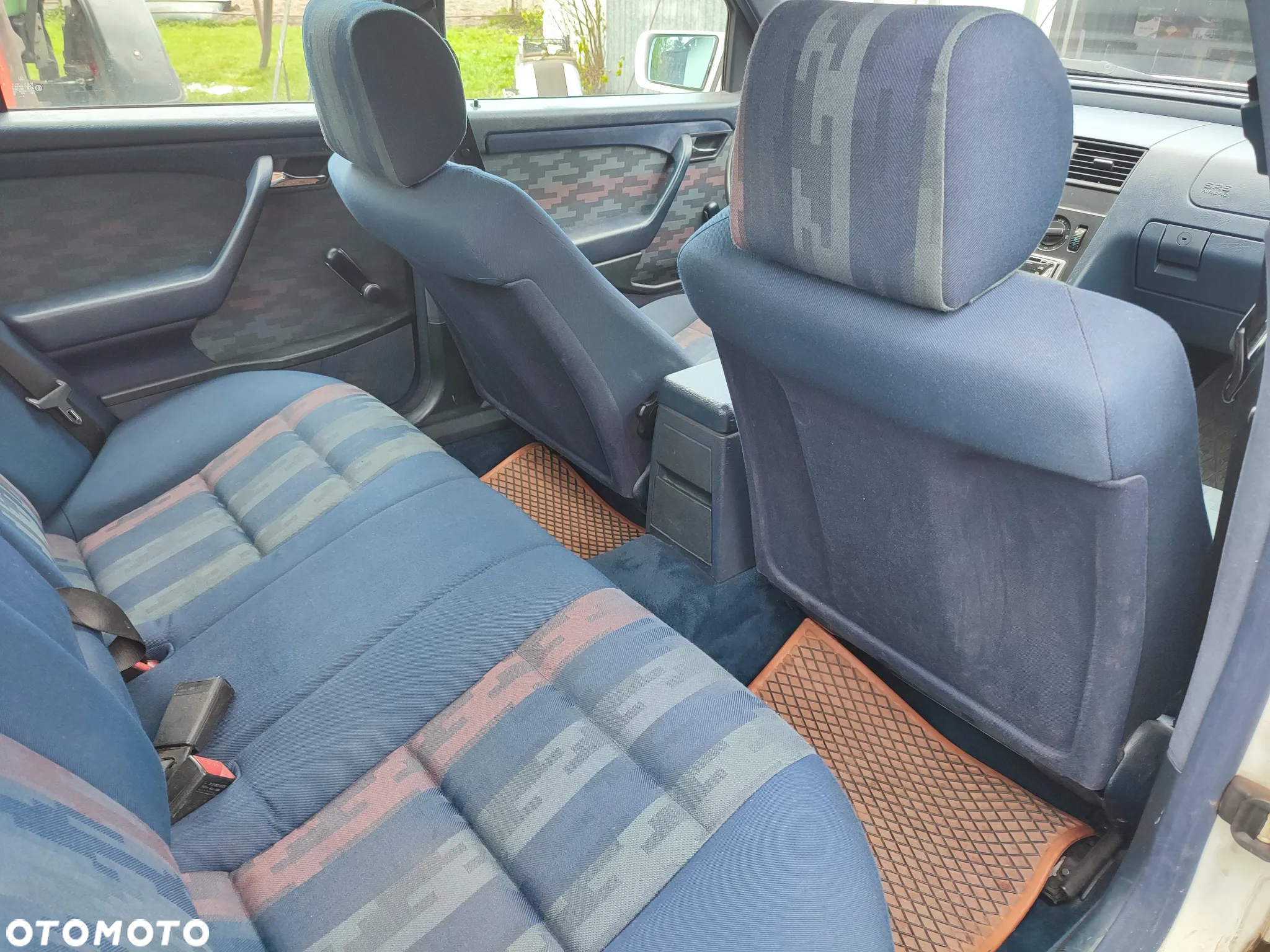 Mercedes-Benz Klasa C 200 D Classic - 8