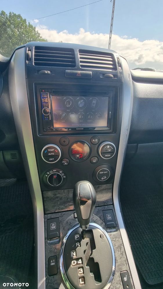Suzuki Grand Vitara - 12