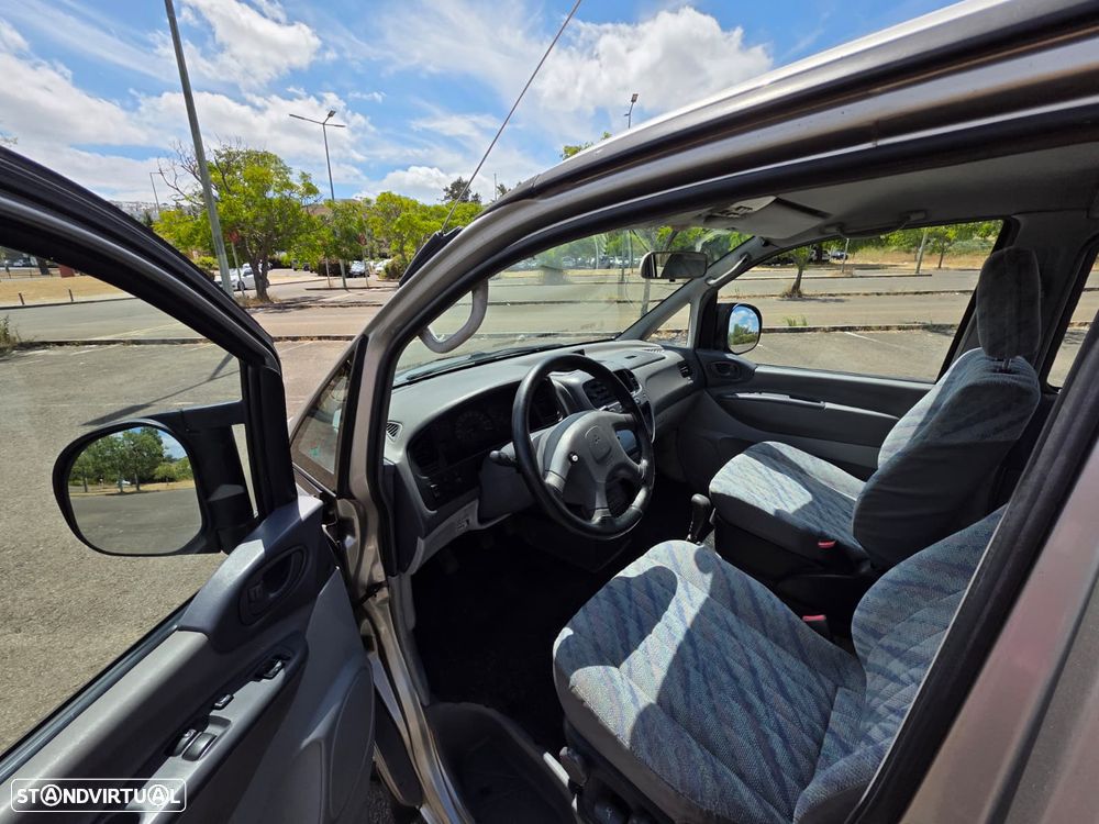 Mitsubishi Space Gear 2.5 TD GLX - 13