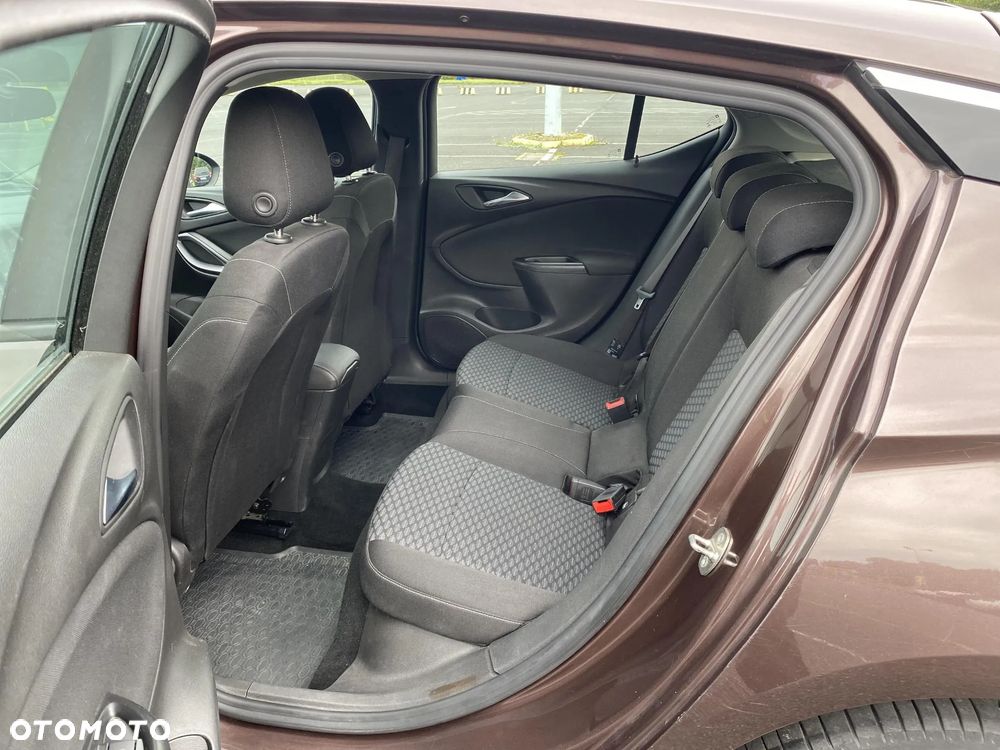 Opel Astra V 1.4 T Enjoy - 11
