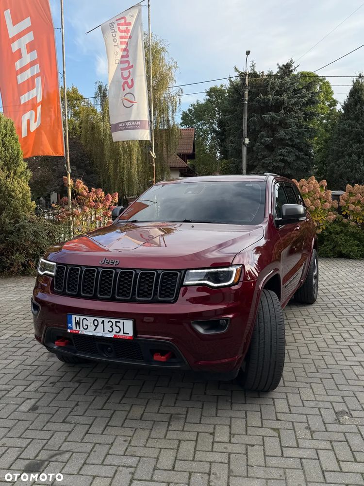 Jeep Grand Cherokee - 1