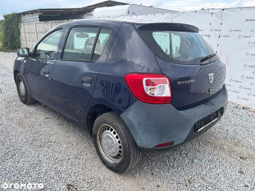 Dacia Sandero 1.2 16V 75 Essentiel - 4