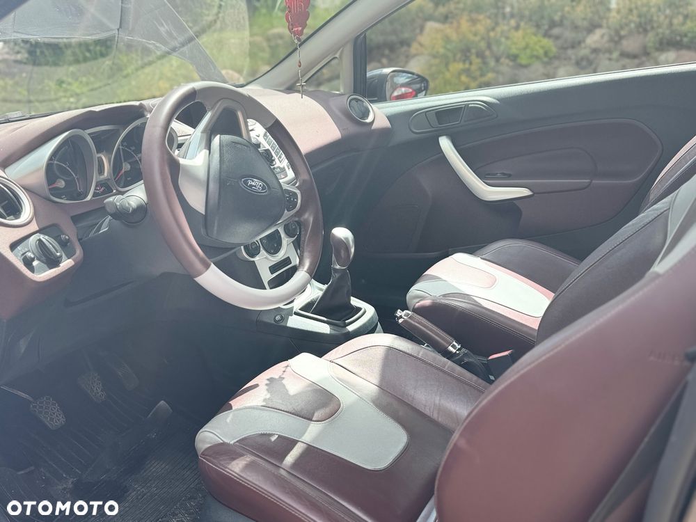 Ford Fiesta - 5
