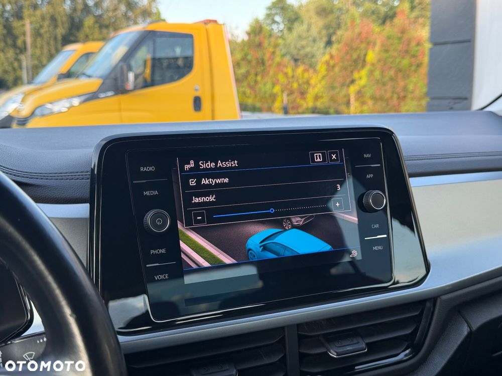 Volkswagen T-Roc 1.5 TSI Life - 27