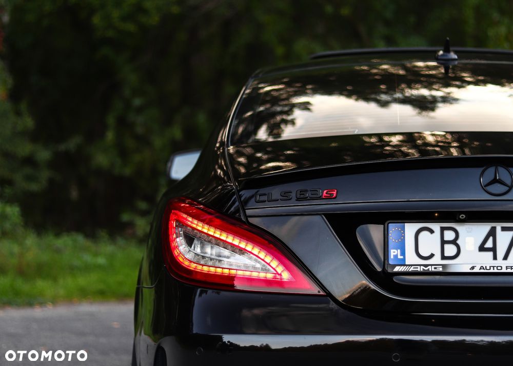 Mercedes-Benz CLS - 17