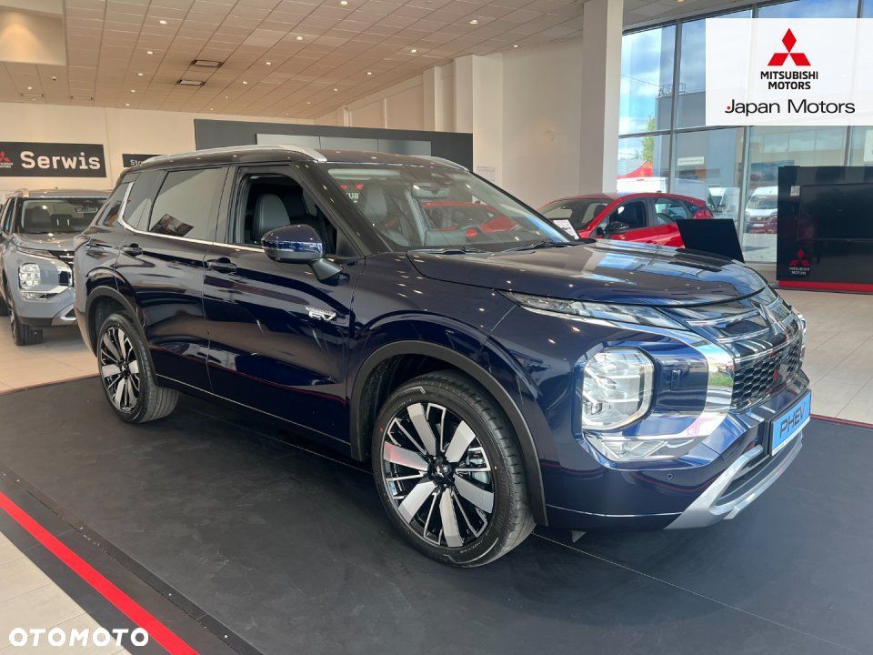 Mitsubishi Outlander - 1