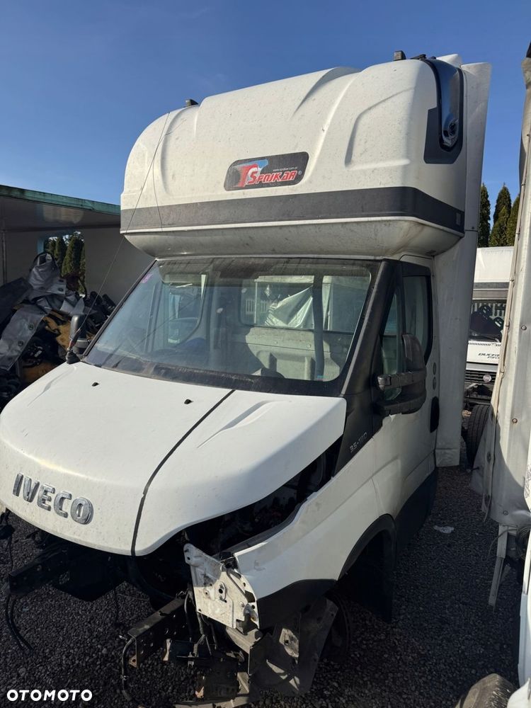 Iveco 35s18 3,0HPI 14-21r kabina z kurnikiem - 1