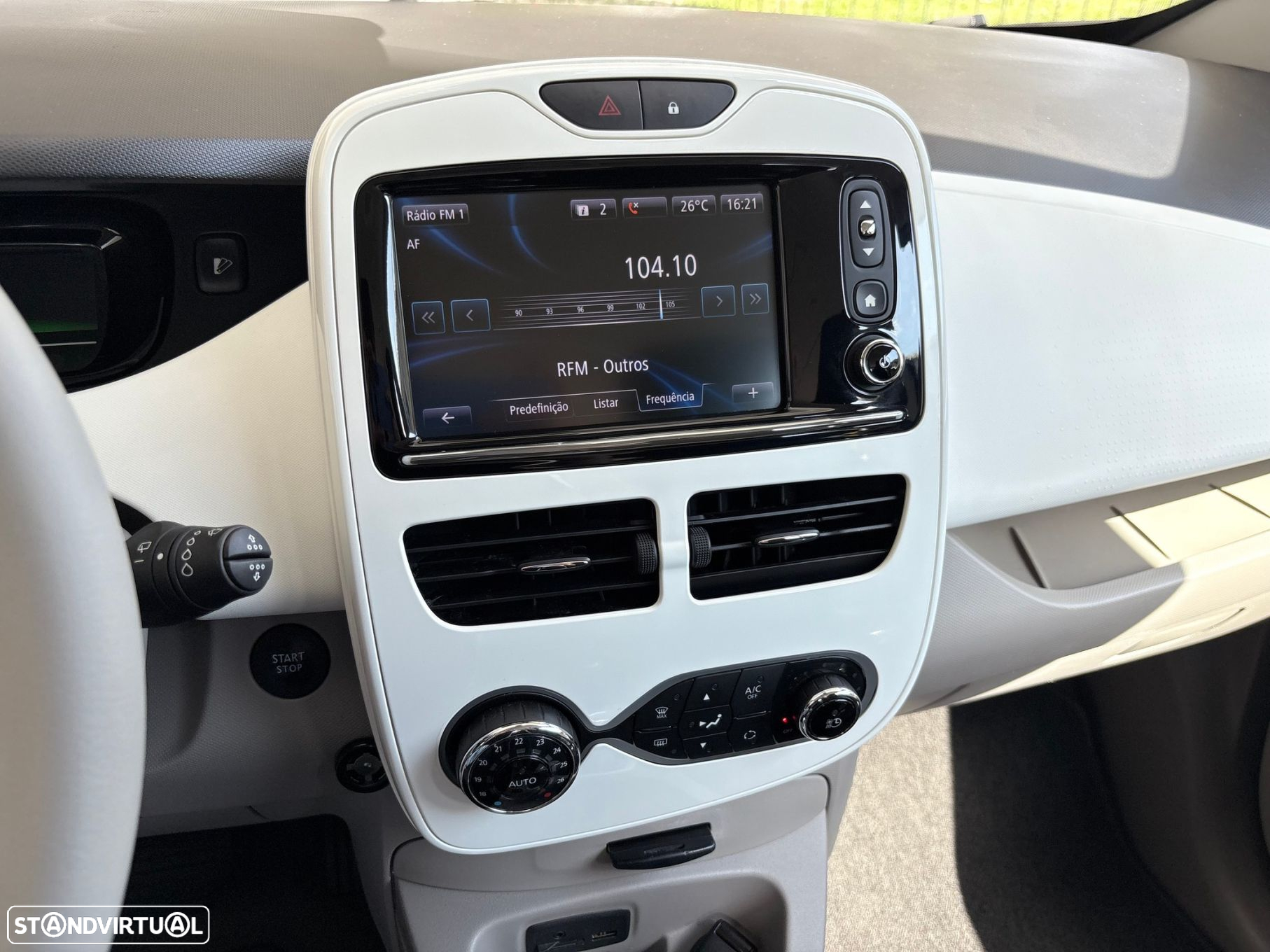 Renault Zoe (c/ Bateria) Life 40 Q90 - 8