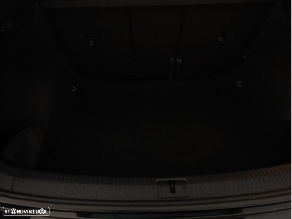 VW Tiguan 2.0 TDI Confortline - 17