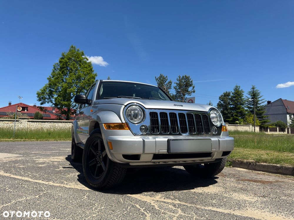 Jeep Cherokee 3.7 Limited - 23