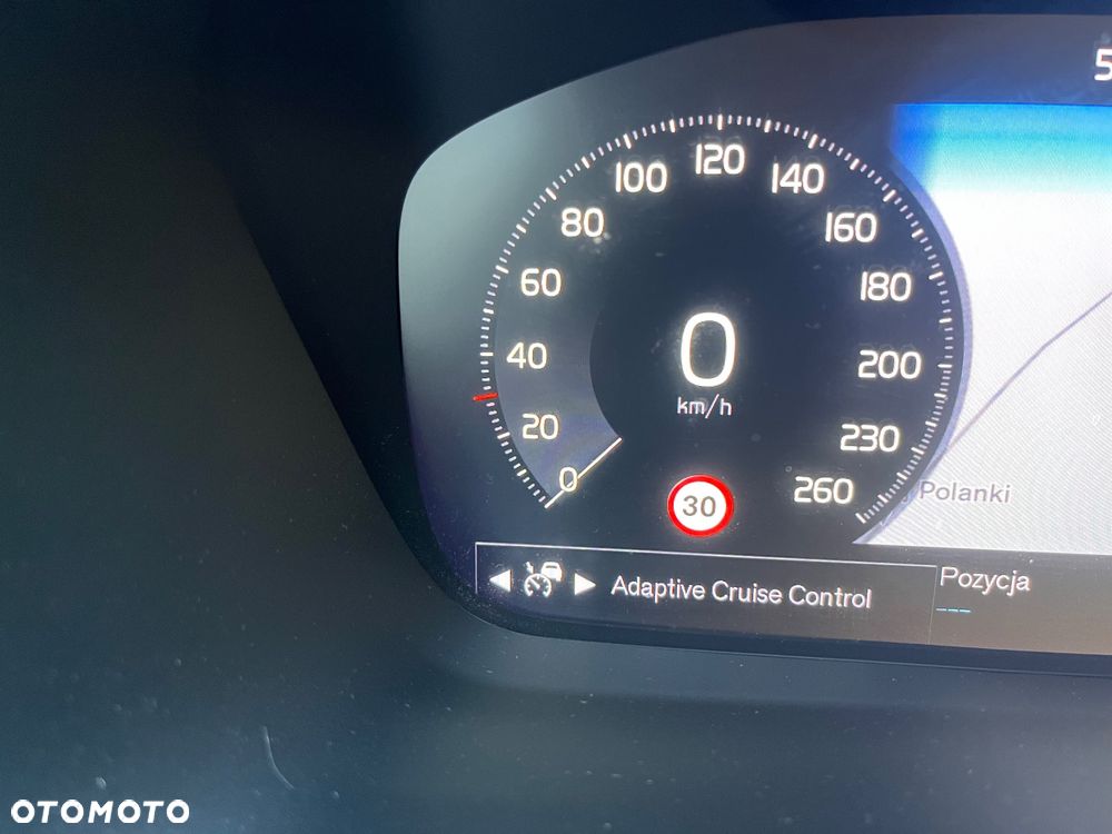 Volvo XC 40 D3 Momentum Pro - 25