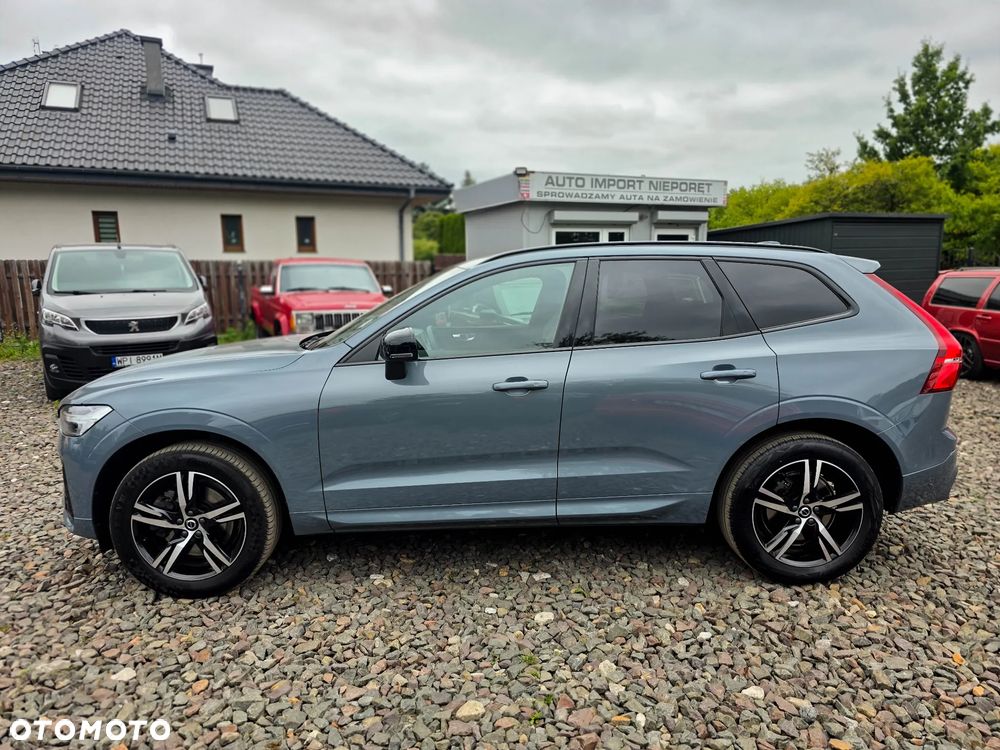 Volvo XC 60 B4 D AWD Plus Dark - 3