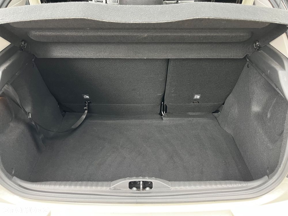 Citroën C3 1.2 PureTech Shine - 21