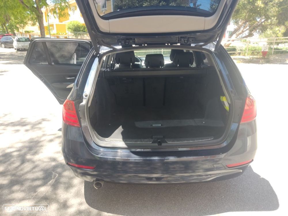 BMW 318 d Sport Line - 7