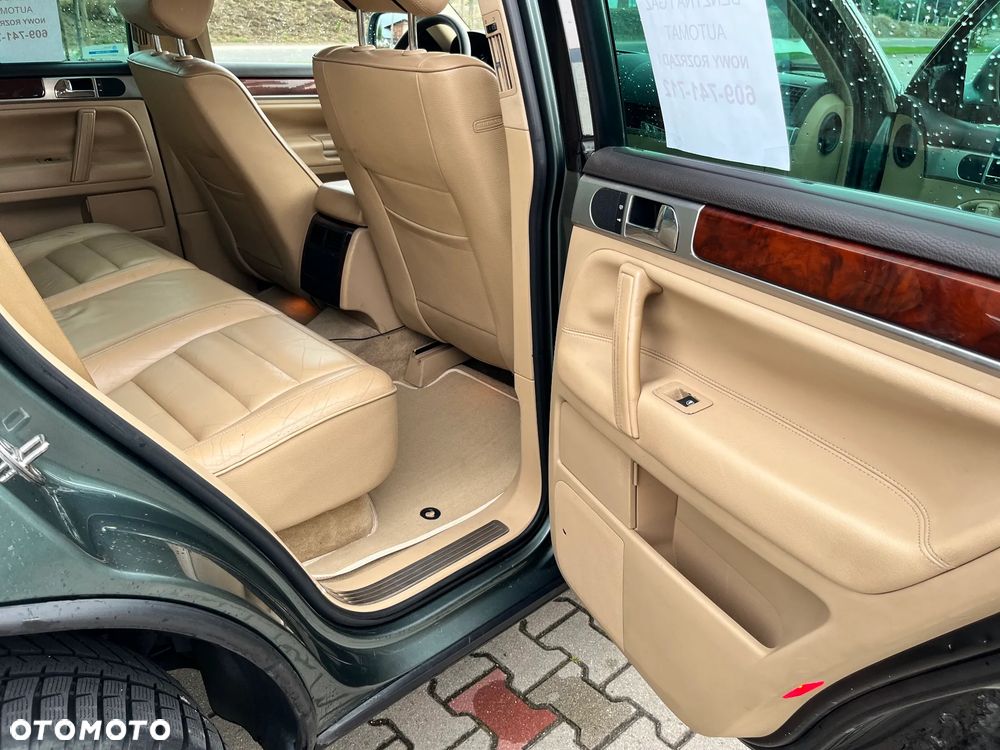 Volkswagen Touareg 3.2 V6 Automatik - 20
