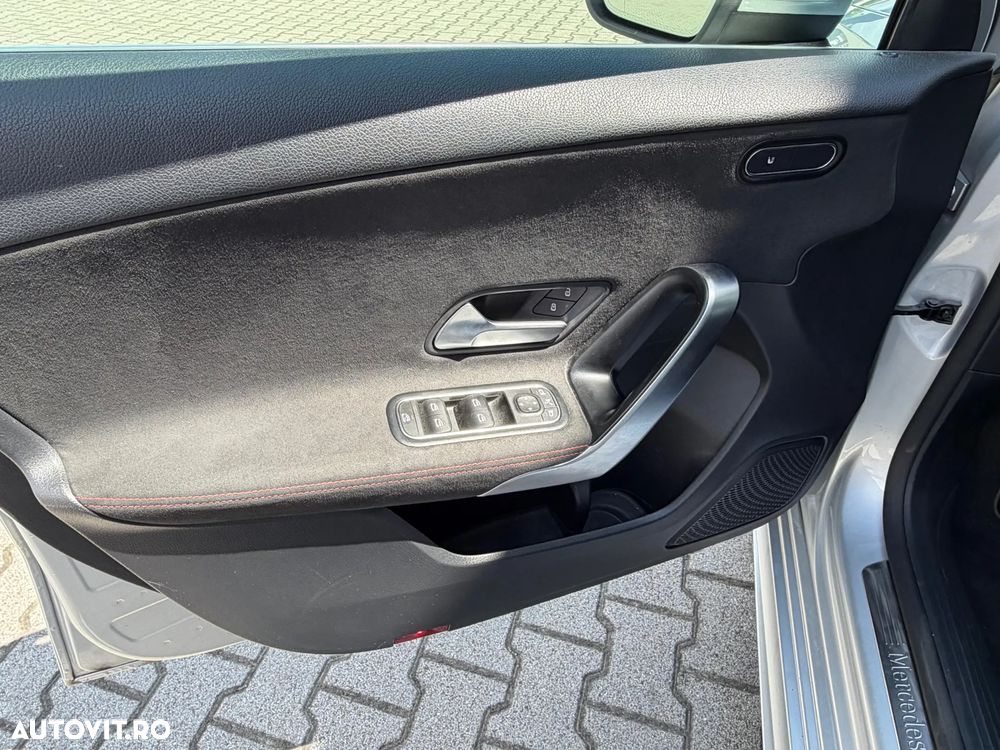 Mercedes-Benz A 200 7G-DCT Edition 2020 - 14
