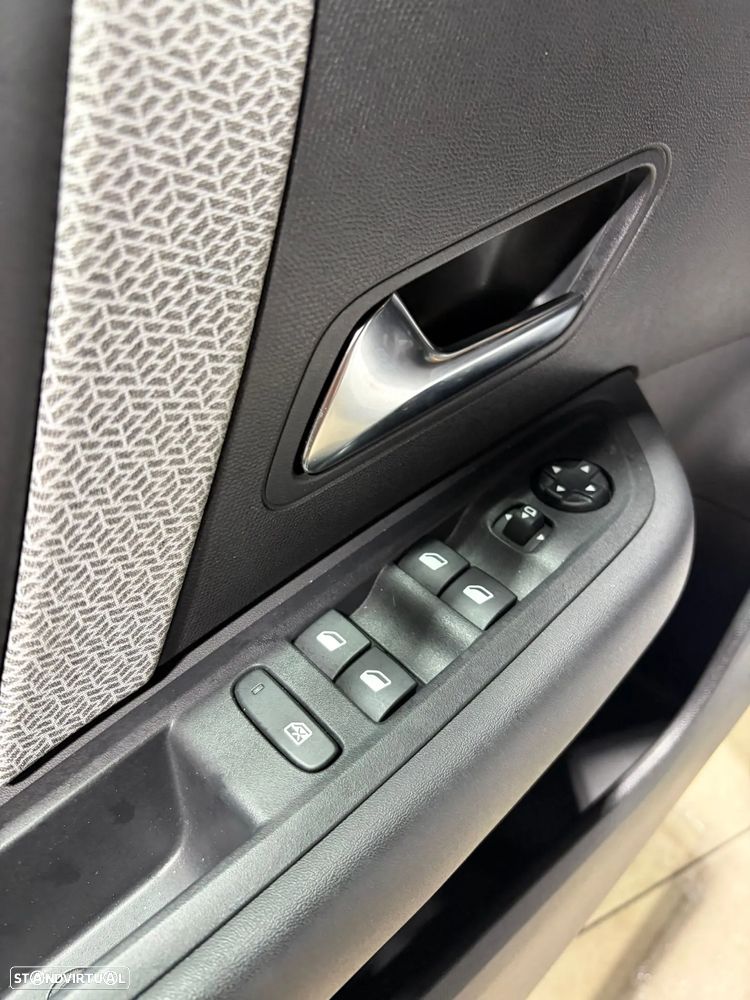 Citroën C4 1.2 PureTech Max - 7