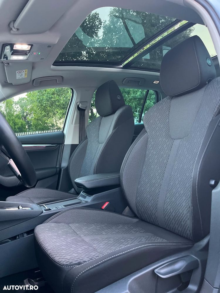 Skoda Octavia 2.0 TDI DSG Style - 7