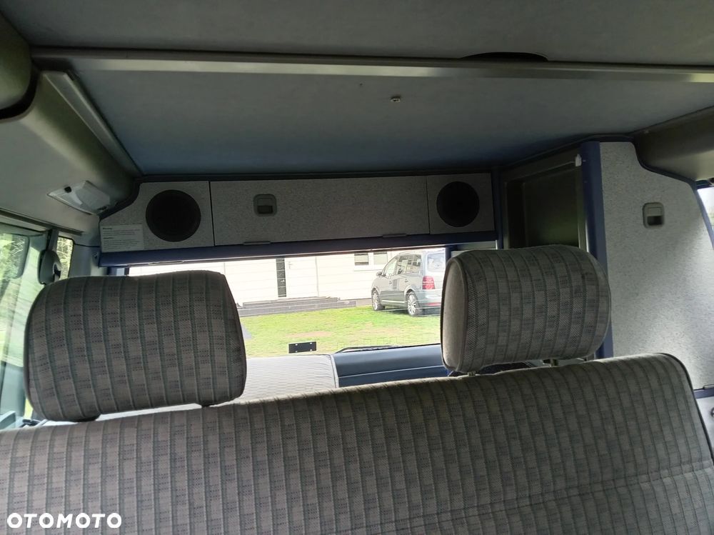 Volkswagen California - 13