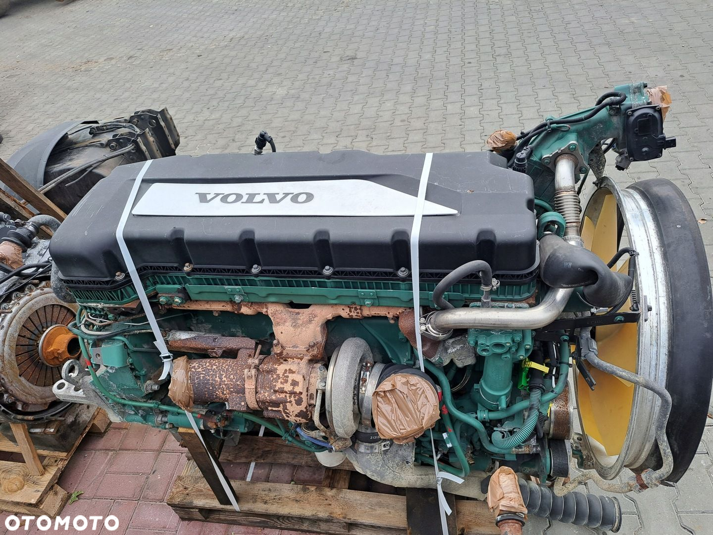 SILNIK KOMPLETNY VOLVO FM 4 FMX 4 D11K 410 450 - 4
