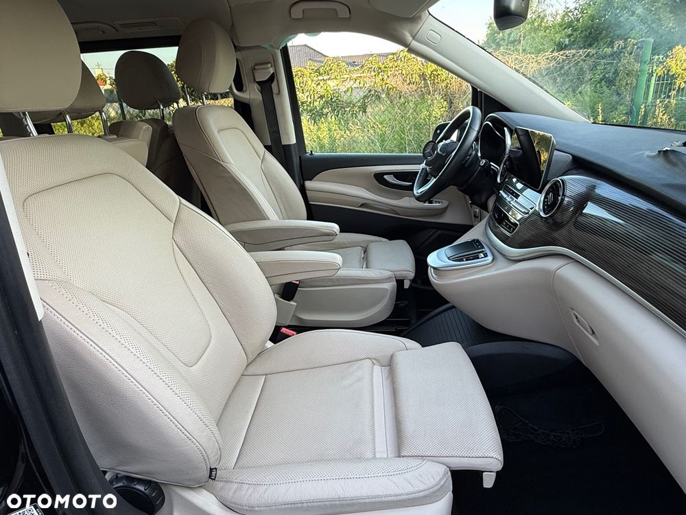 Mercedes-Benz Klasa V 250 d Exclusive 9G-Tronic (d³ugi) - 24