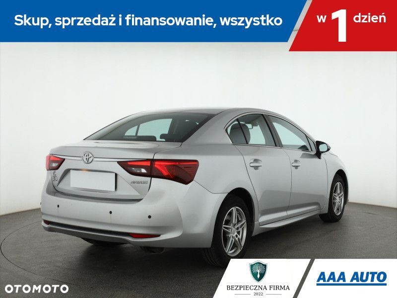Toyota Avensis - 7
