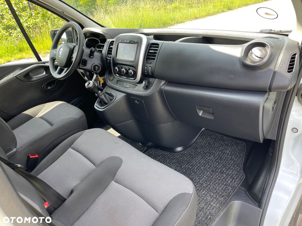 Renault Trafic - 8