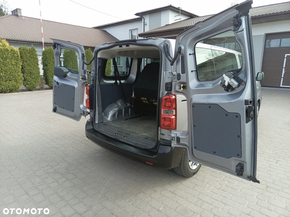 Peugeot Traveller 1.5 BlueHDi Long Business - 33