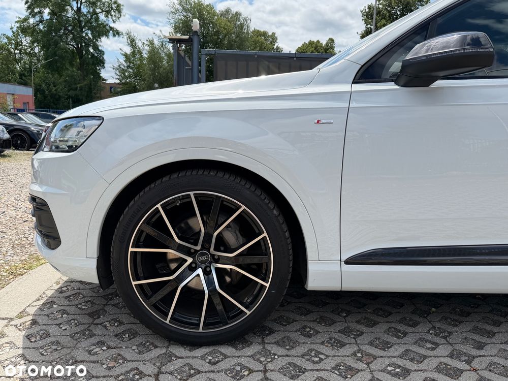 Audi Q7 - 11