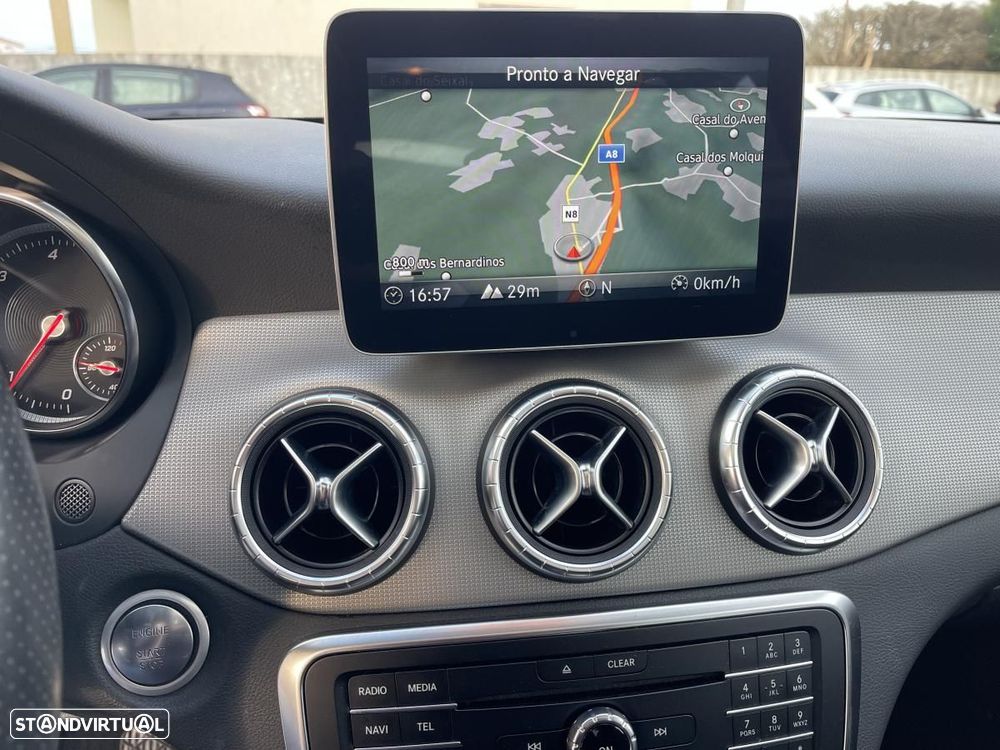 Mercedes-Benz CLA 180 d Peak Edition - 20