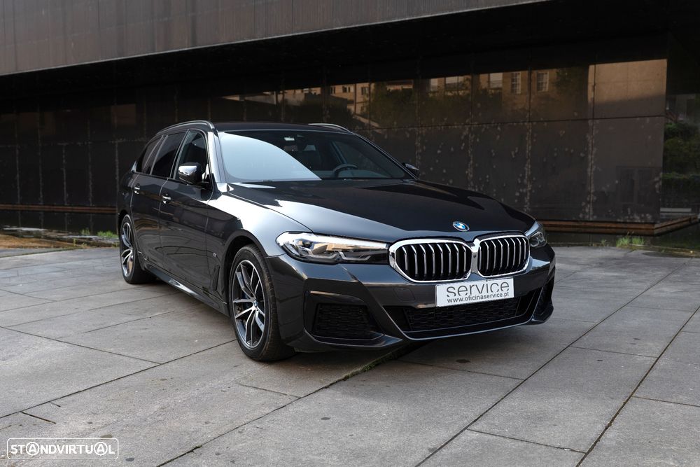 BMW 520 e Pack M - 1