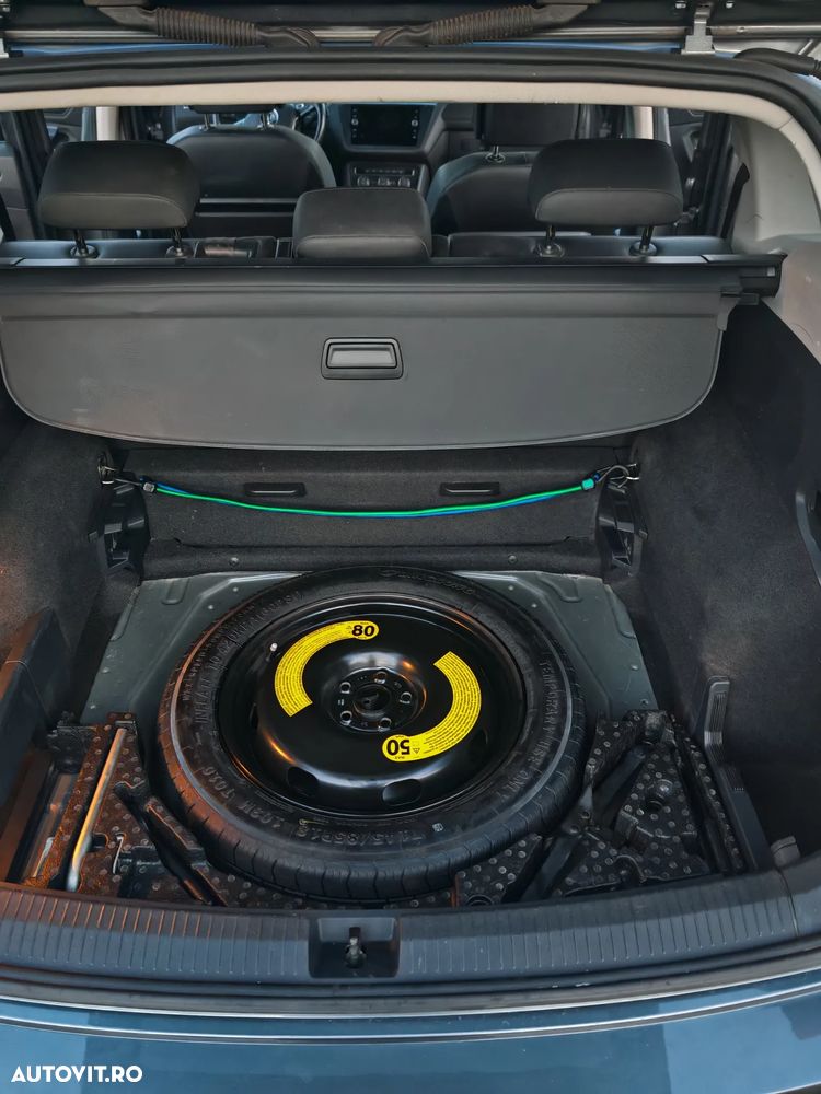 Volkswagen Tiguan - 9