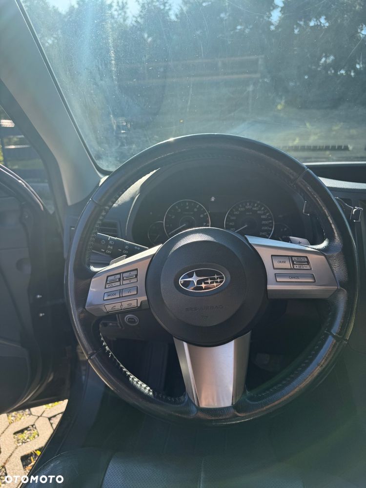 Subaru Outback 2.5i Comfort Navi AT - 19