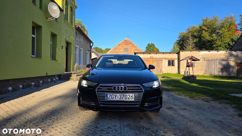 Audi A4 Limousine - 2