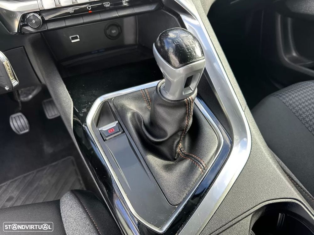 Peugeot 5008 1.2 PureTech Allure Pack - 47