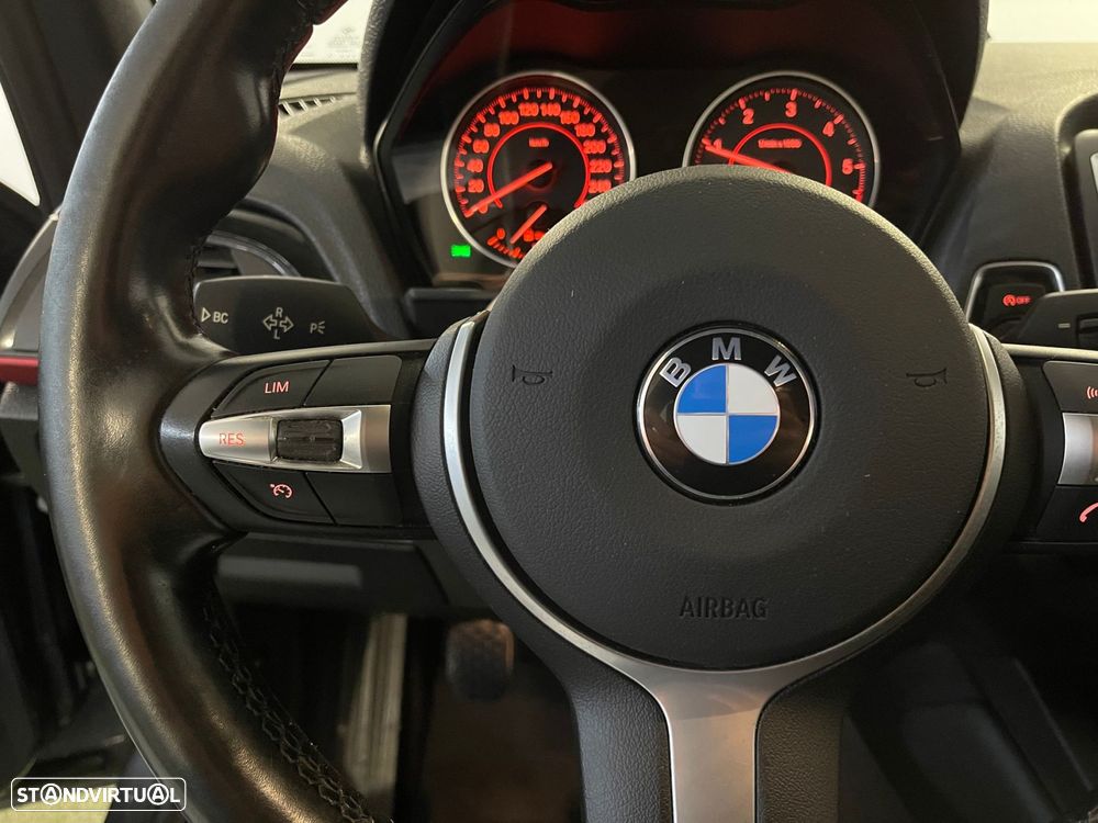 BMW 116 d Sport Line - 18