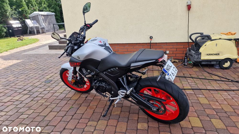 Yamaha MT - 6
