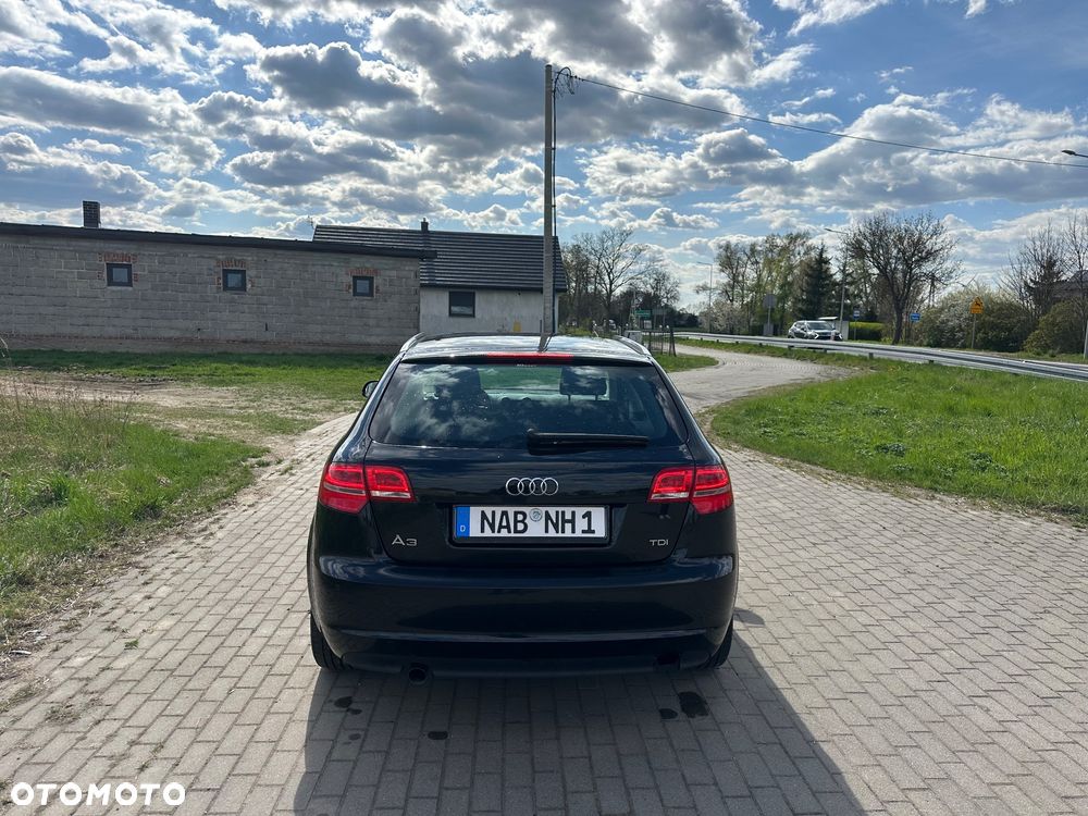 Audi A3 Sportback 1.6 TDI Ambition - 8