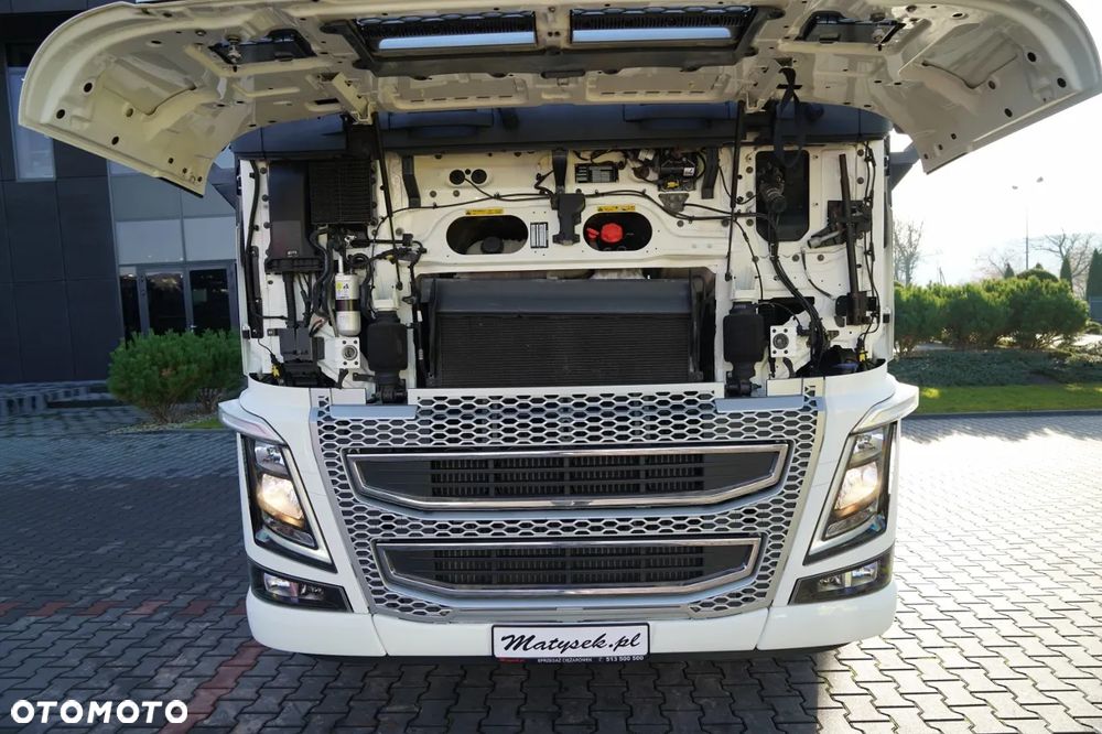 Volvo FH 16 / 660 / 6x4 / DMC: 180.000 KG !! / RETARDER / EURO 6 / KLIMA POSTOJOWA / - 37
