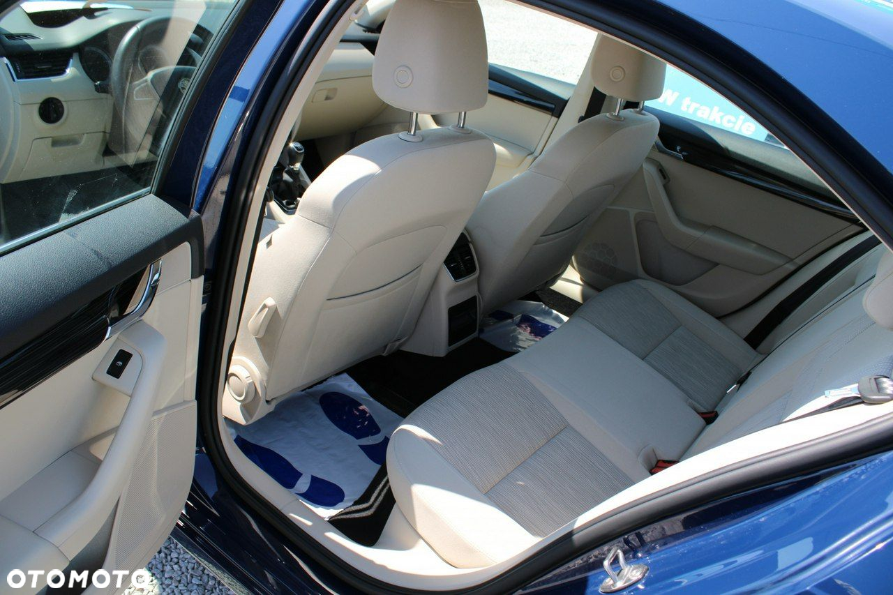 Skoda Octavia 2.0 TDI SCR Style - 32