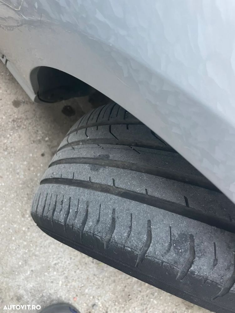 Volkswagen Passat 2.0 TDI BlueMotion Tehnology Comfortline - 9