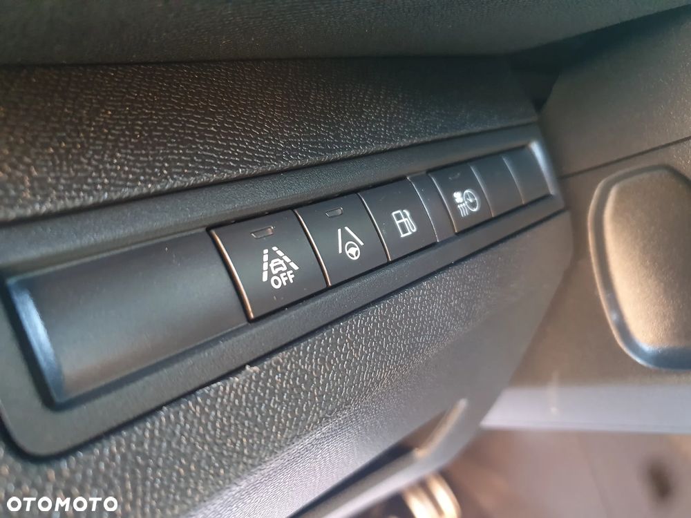 Peugeot 3008 1.6 PureTech Hybrid PHEV Active Pack S&S EAT8 - 18