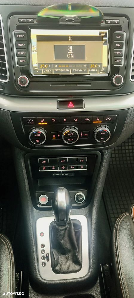 Volkswagen Sharan 2.0 TDI DSG BlueMotion Technology Highline - 3