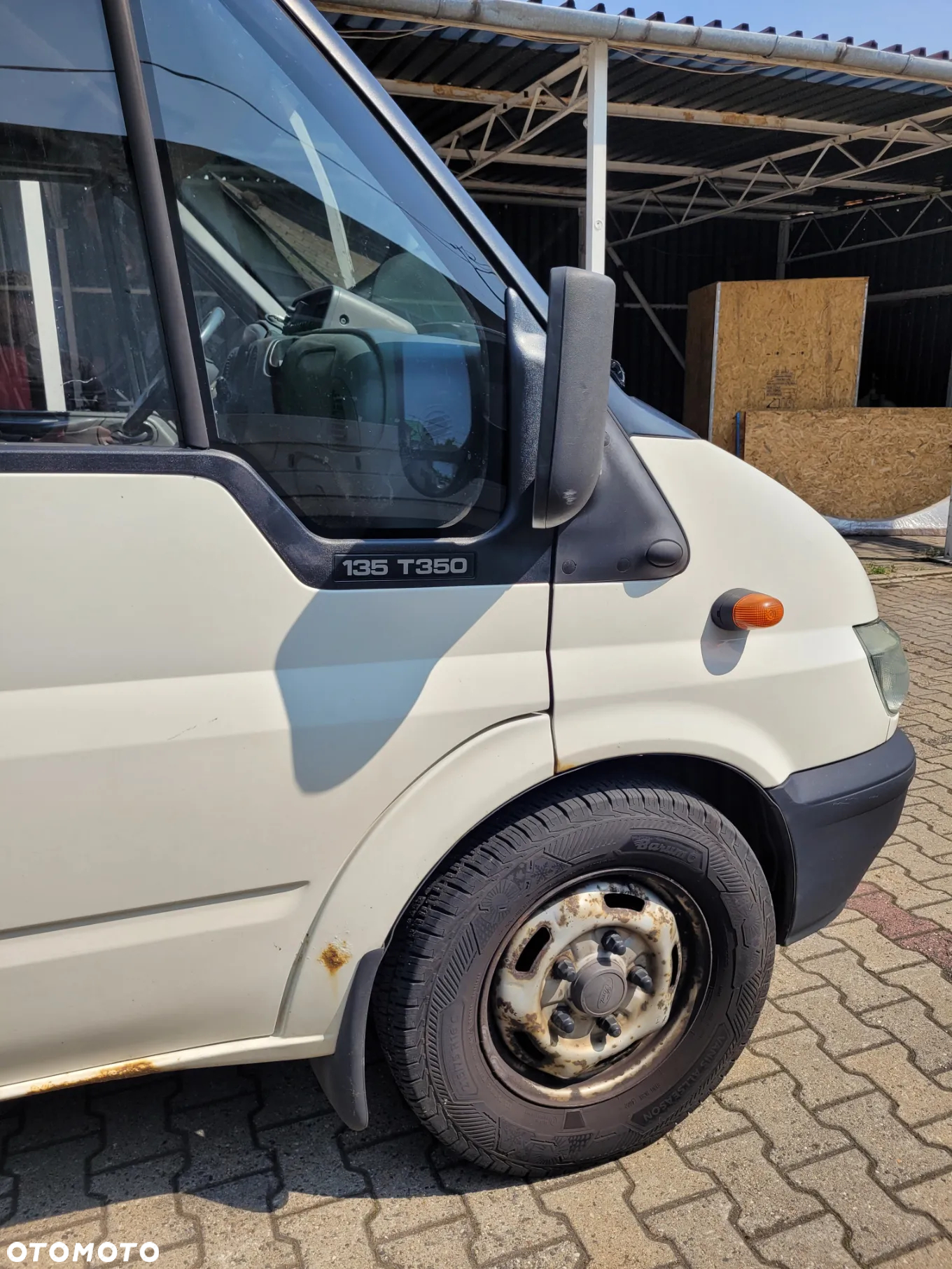 Ford Transit 350L - 13
