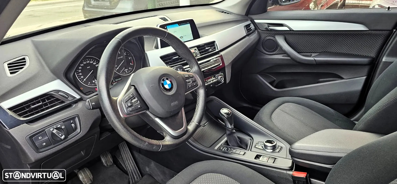 BMW X1 18 d sDrive xLine - 17