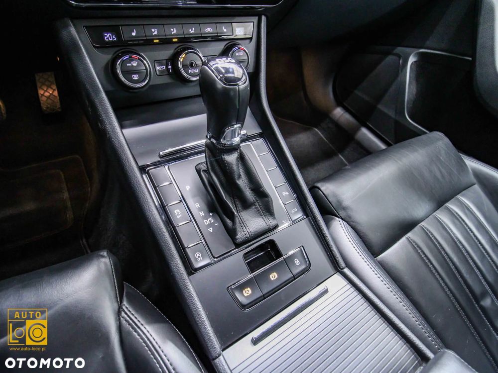 Skoda Superb 2.0 TDI Style DSG - 27