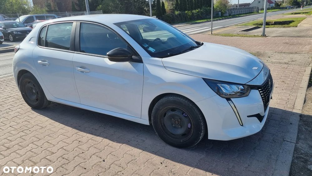 Peugeot 208 - 22