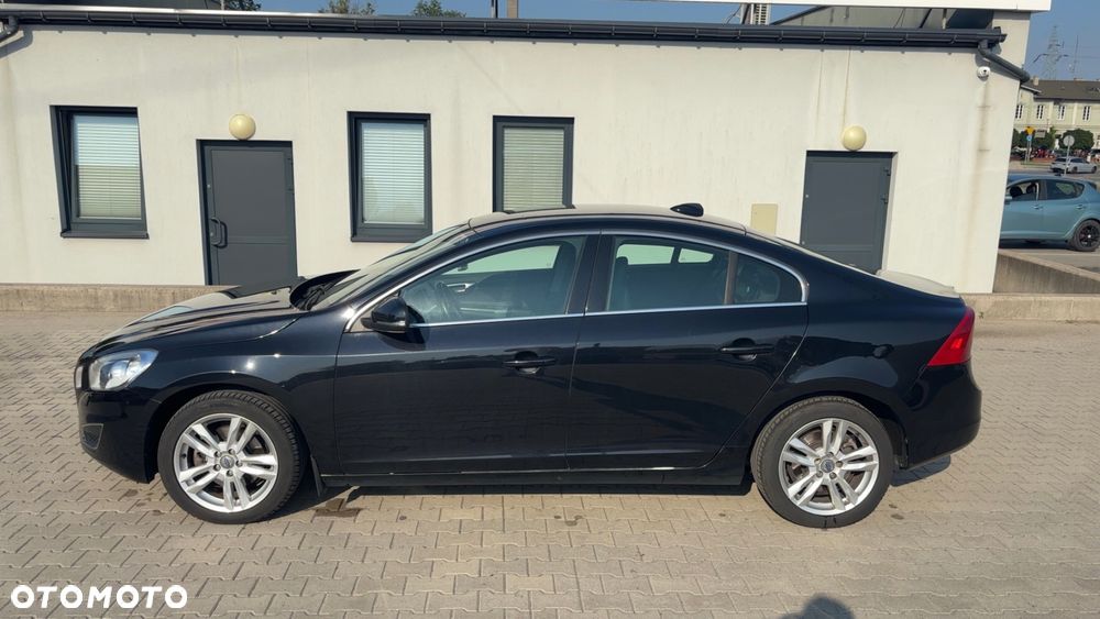 Volvo S60 D3 Summum - 2